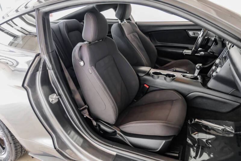 2018 Ford Mustang