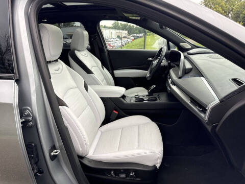 2024 Cadillac XT4 Sport