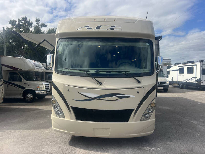 2017 Thor Motor Coach ACE BUNK HOUSE