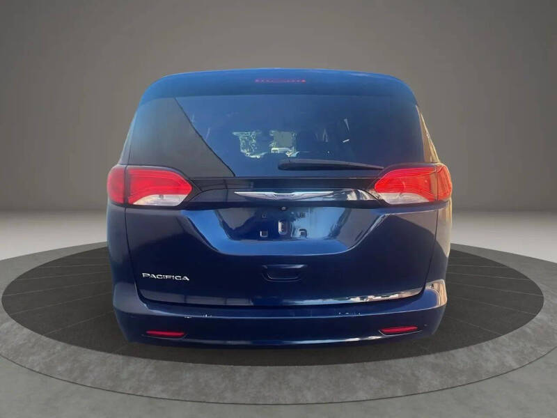 2017 Chrysler Pacifica Touring