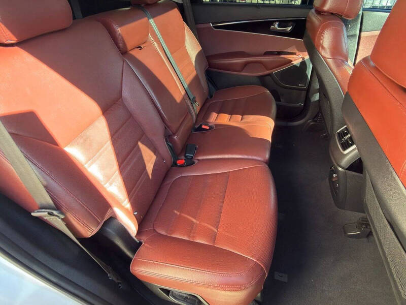 2017 Kia Sorento SX V6