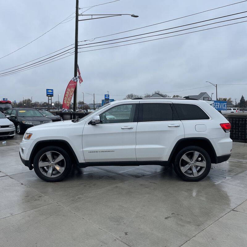 2014 Jeep Grand Cherokee for sale at Vrbo Motors in Linden, NJ