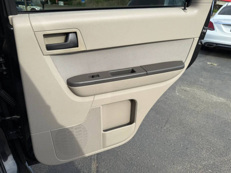 2011 Ford Escape XLT