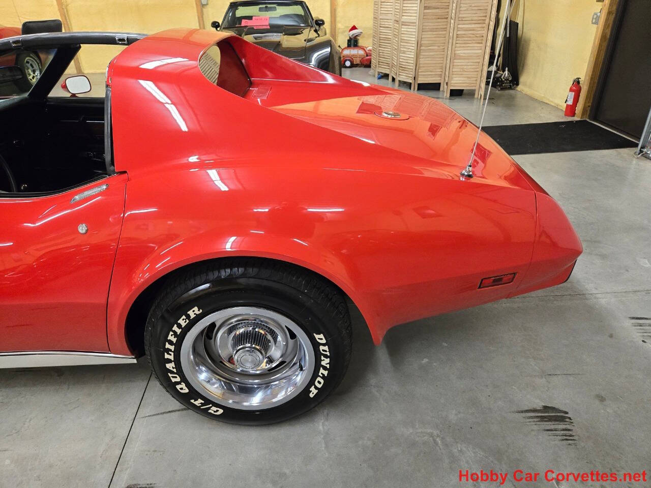 1975 Chevrolet Corvette 19