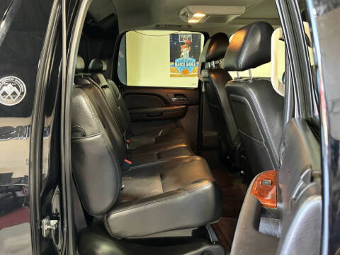 2013 Chevrolet Avalanche LTZ Black Diamond