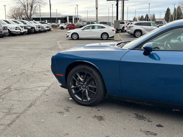 2022 Dodge Challenger SXT