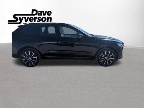 2023 Volvo XC60 B5 Plus Dark Theme