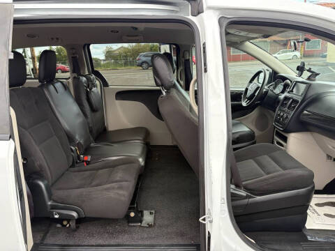 2017 Dodge Grand Caravan SE Plus