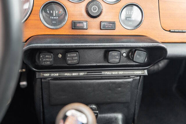 1973 Triumph TR6 23