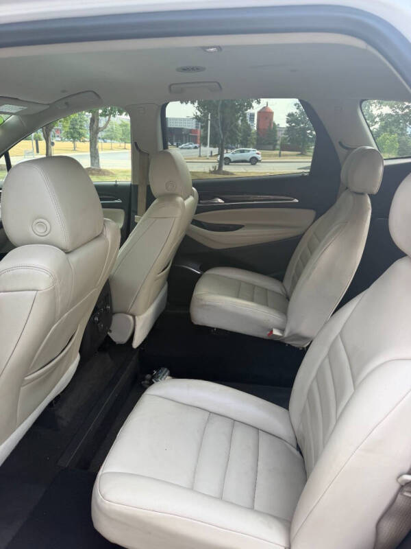 2020 Buick Enclave Essence