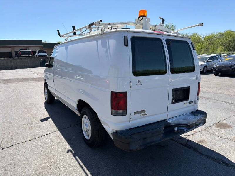 2012 Ford E-Series E-150