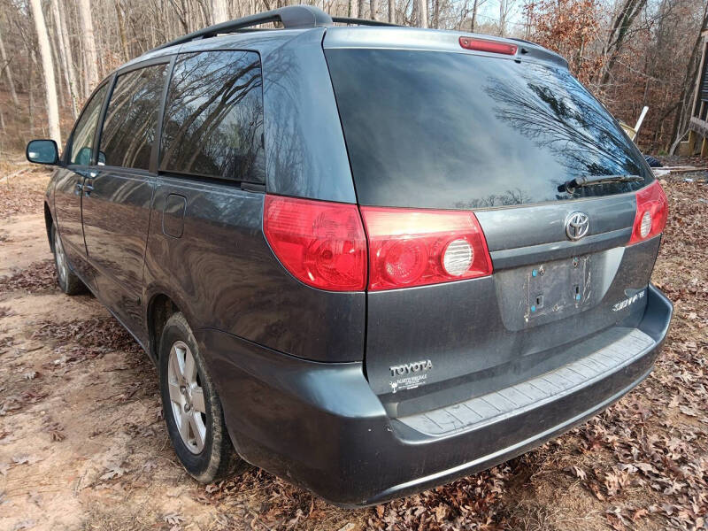 2006 Toyota Sienna CE 7 Passenger