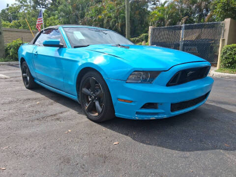 2014 Ford Mustang V6