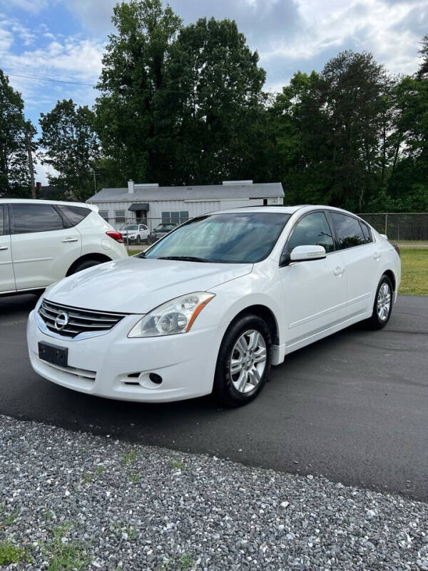 2010 Nissan Altima for sale at Noble Auto in Hickory NC