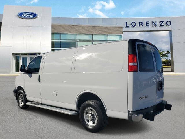 2024 Chevrolet Express 2500