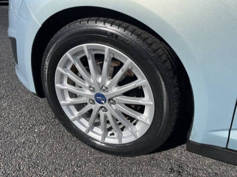 2014 Ford C-MAX Hybrid SE