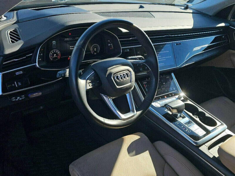 2019 Audi Q8 quattro Prestige 55 TFSI