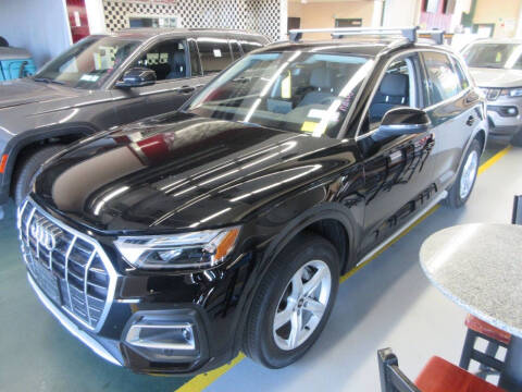 2022 Audi Q5 quattro Premium 40 TFSI