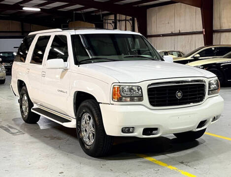 2000 Cadillac Escalade