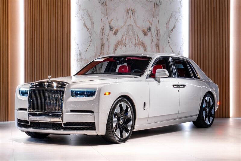 2024 Rolls-Royce Phantom