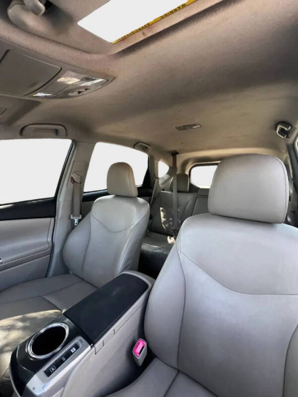 2014 Toyota Prius v