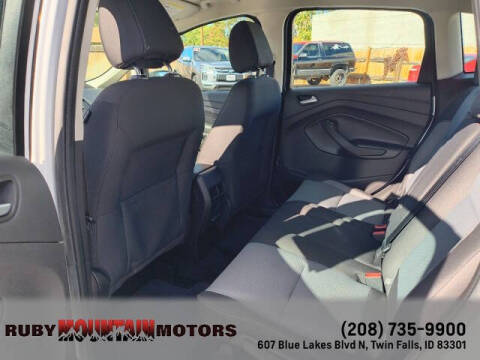 2017 Ford C-MAX Hybrid SE