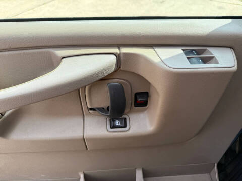 2015 Chevrolet Express 2500