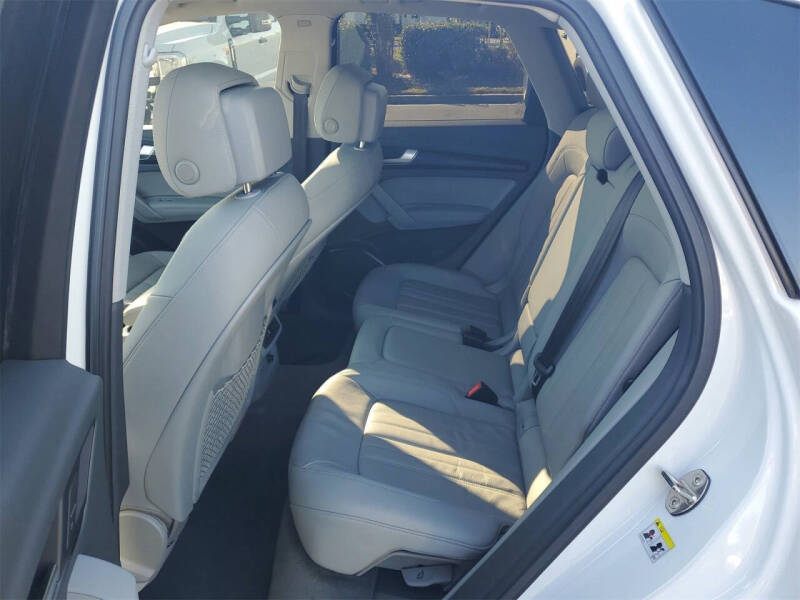 2020 Audi Q5 quattro Premium Plus 45 TFSI