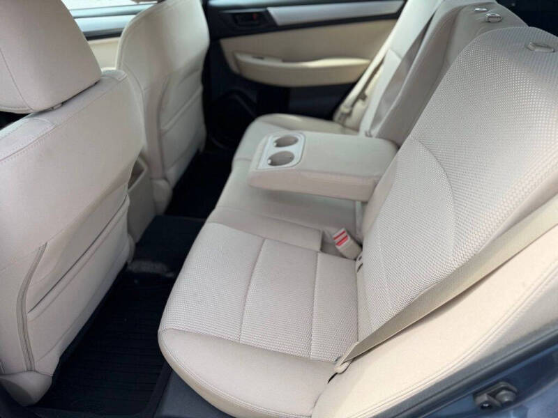 2017 Subaru Outback 2.5i