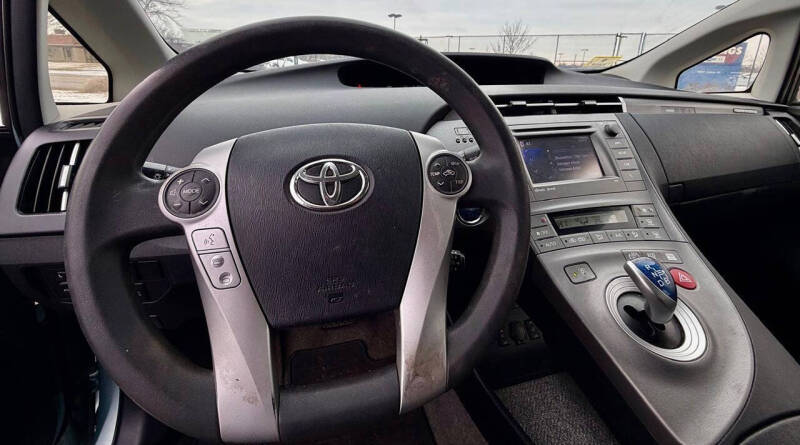 2013 Toyota Prius Plug-in Hybrid Advanced