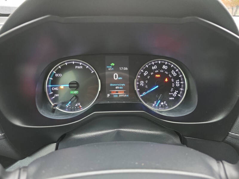 2020 Toyota RAV4 Hybrid LE