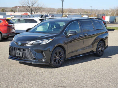 2021 Toyota Sienna XSE 7-Passenger