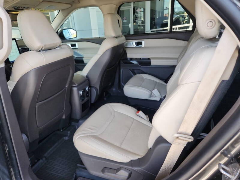 2020 Ford Explorer Platinum