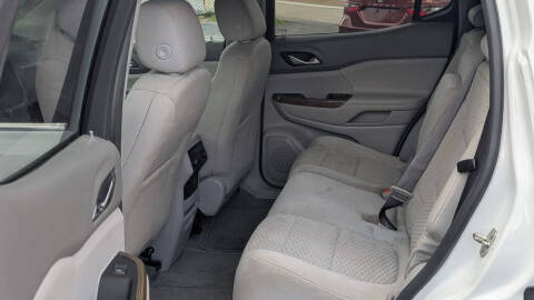 2017 GMC Acadia SLE-1