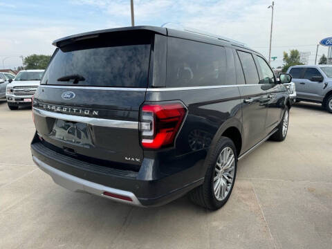 2022 Ford Expedition MAX Platinum