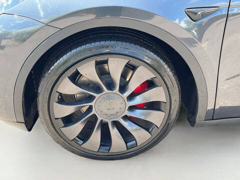 2024 Tesla Model Y Performance