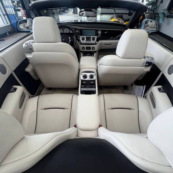 2016 Rolls-Royce Dawn