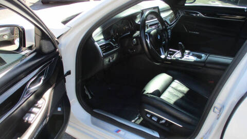 2016 BMW 7 Series 750i