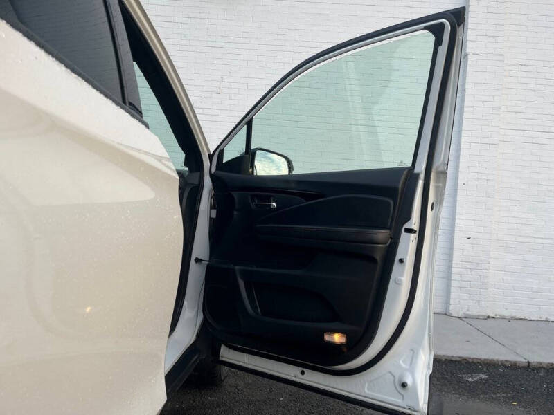 2022 Honda Pilot Black Edition