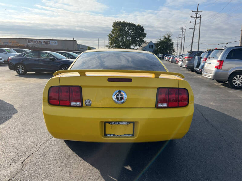 2006 Ford Mustang V6 Deluxe