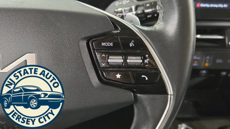 2023 Kia Niro EX