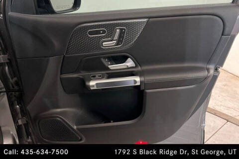 2025 Mercedes-Benz GLB GLB 250 4MATIC