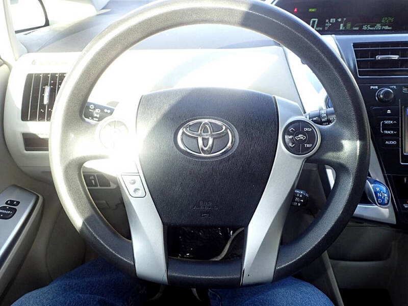 2013 Toyota Prius v