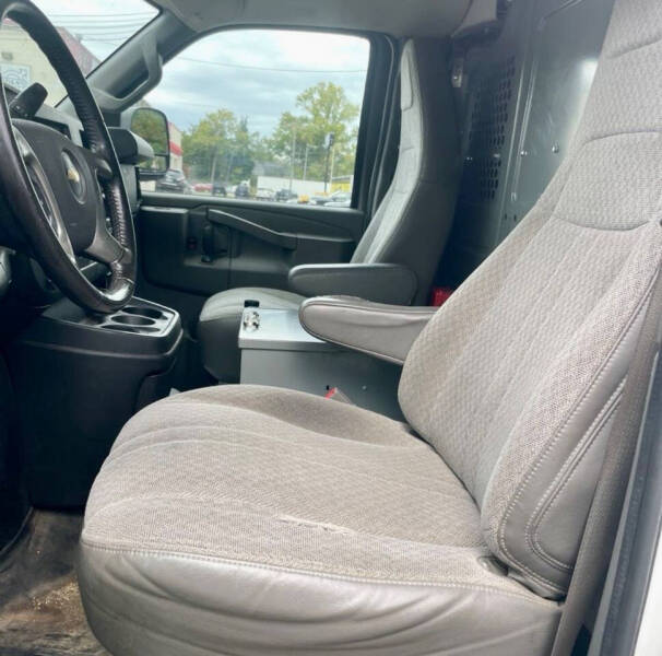 2016 Chevrolet Express 2500