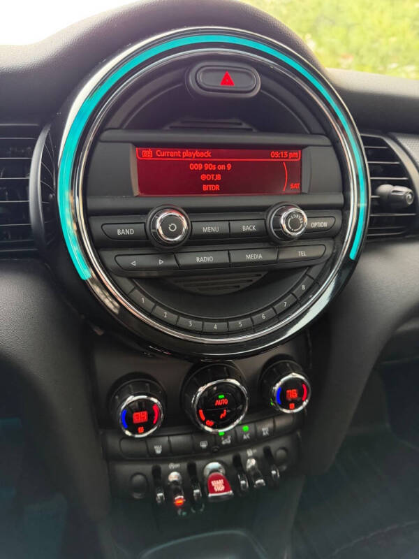 2015 MINI Hardtop 4 Door Cooper