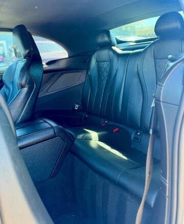 2020 BMW M8