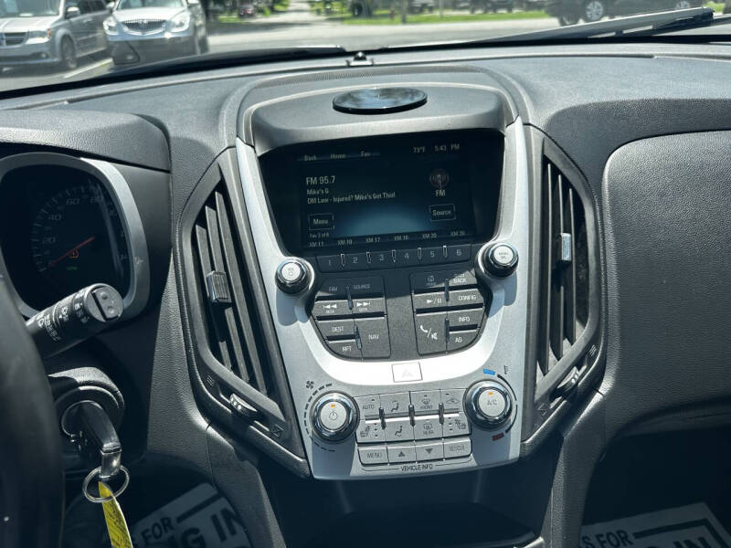 2017 Chevrolet Equinox LT