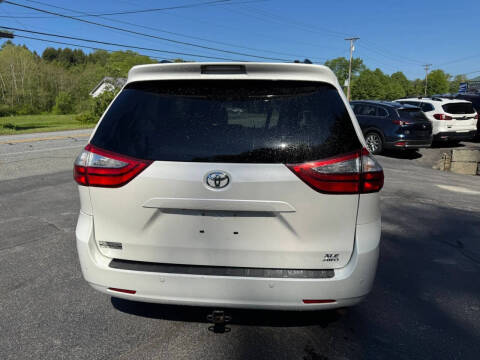 2017 Toyota Sienna