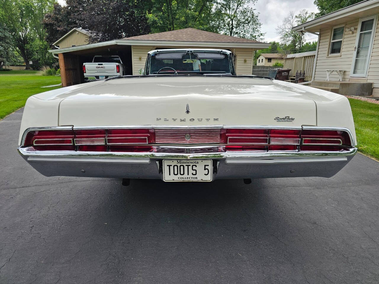 1967 Plymouth Sport Fury 6