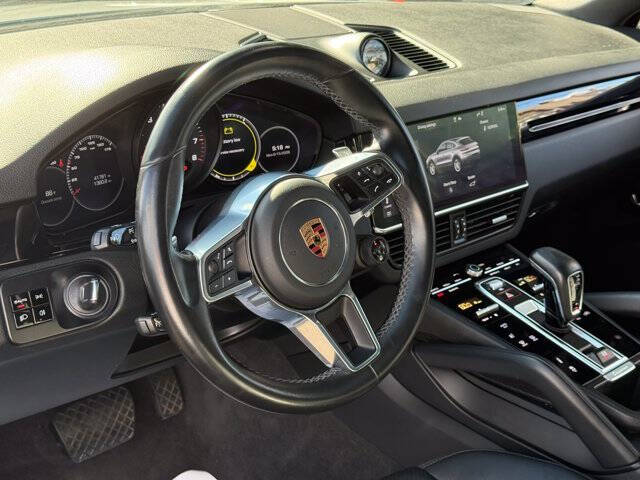2020 Porsche Cayenne Coupe